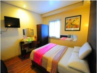 Mariposa Budget Hotel - Taytay Taytay  Buitenkant foto